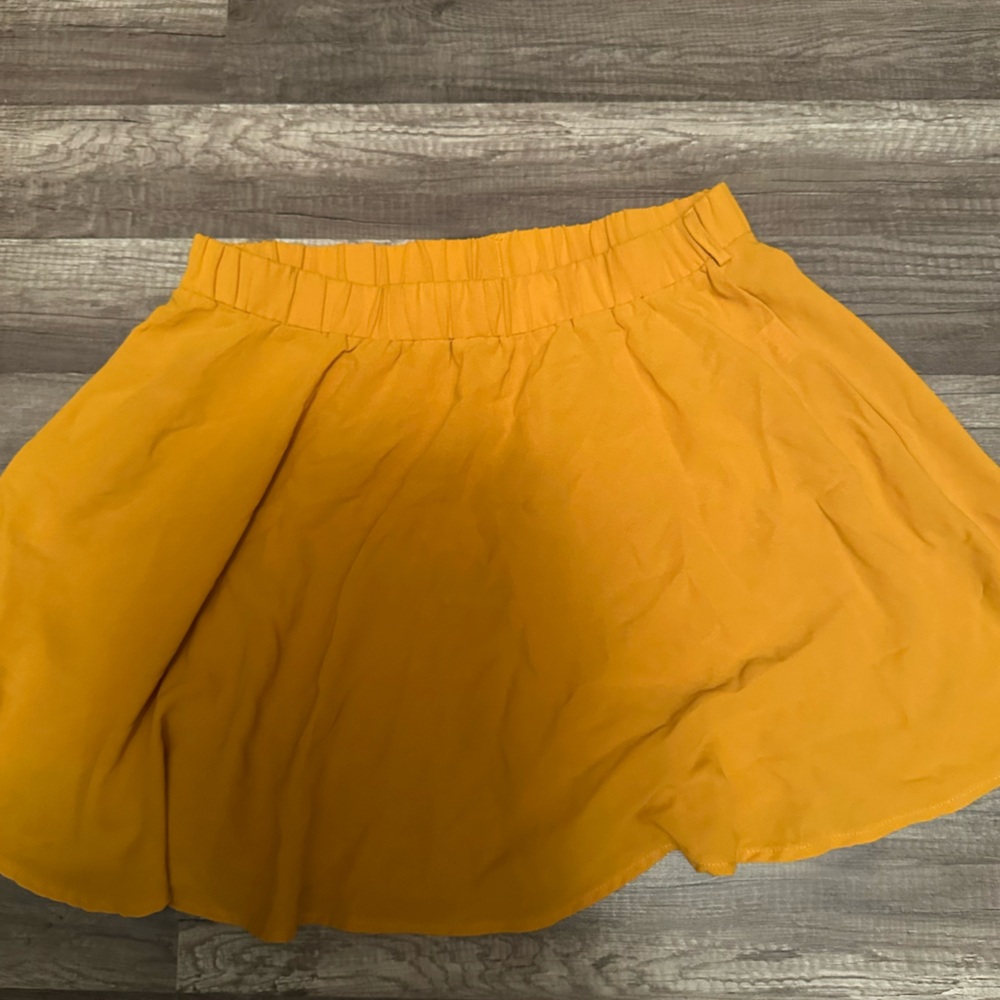 SHEIN Golden Yellow Top